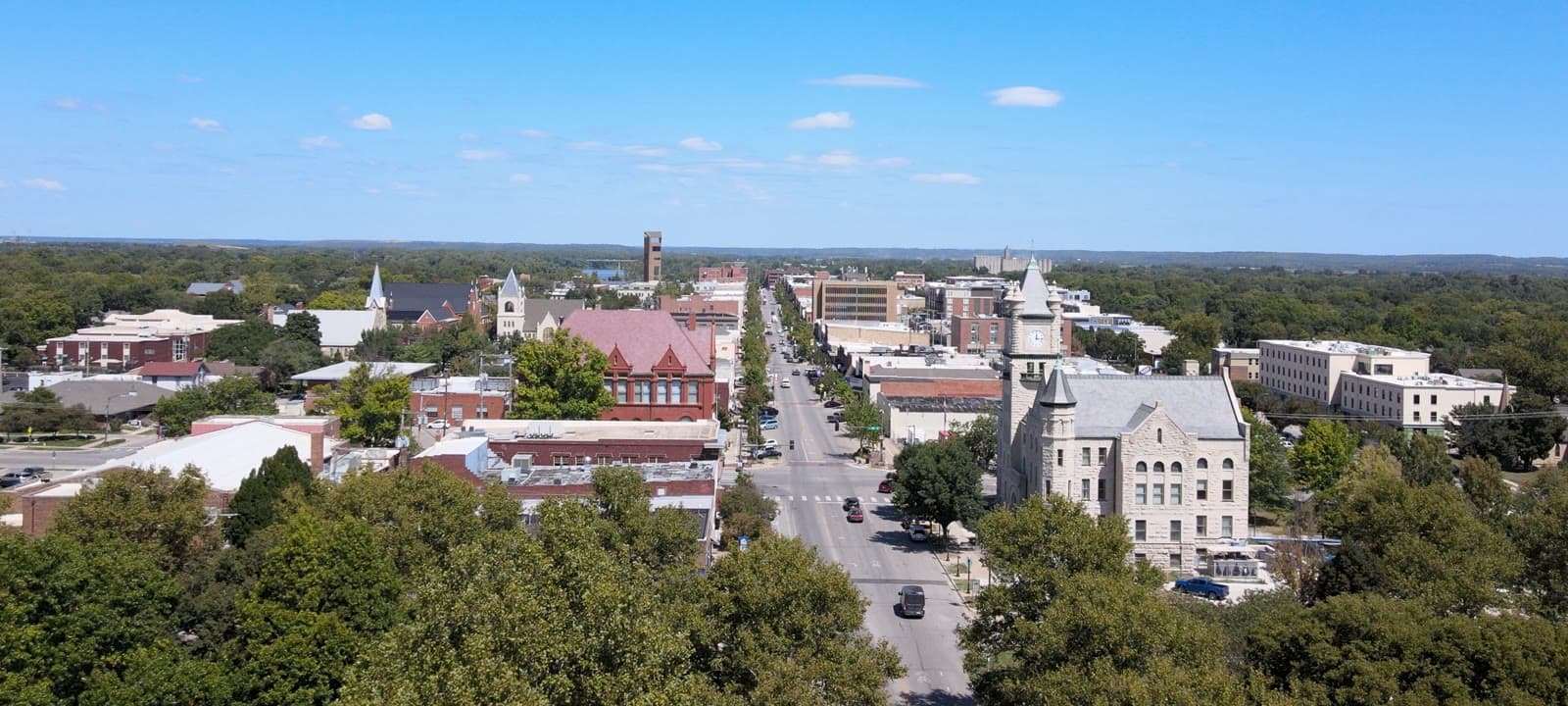 Massachusetts street in downtown lawrence: Rockstarr Media is casting new faces in Lawrence