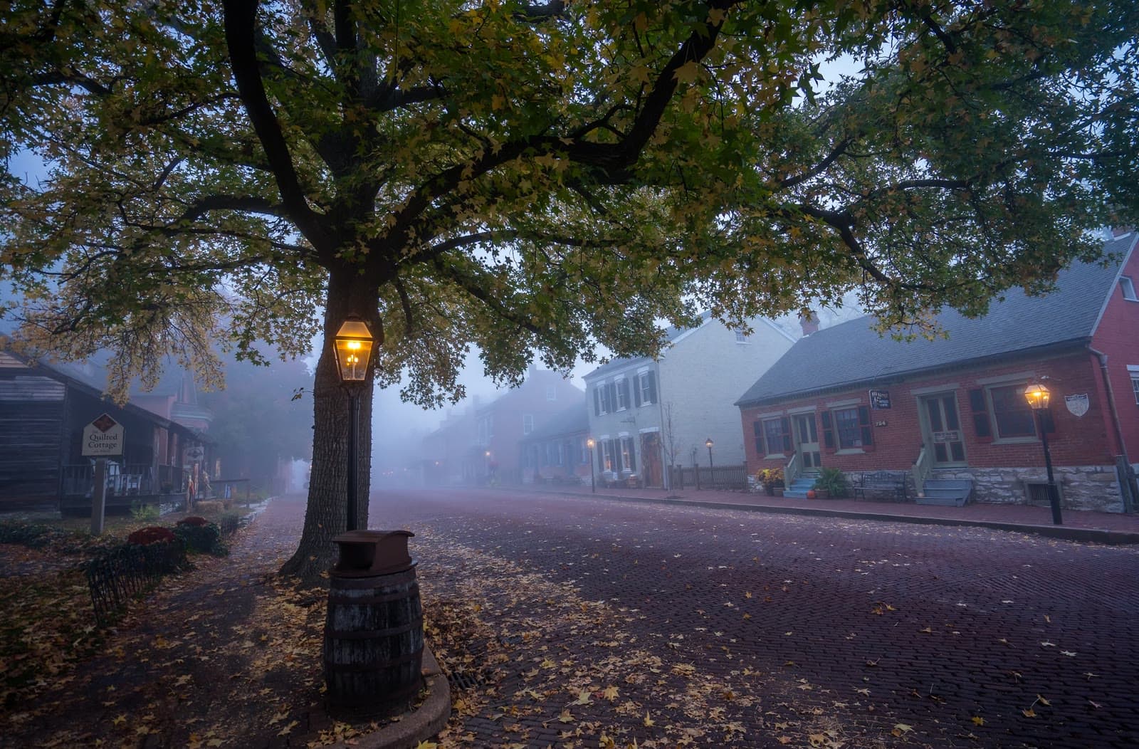 Brick-paved Main Street in historic St. Charles: Rockstarr Media is casting new faces in St. Charles