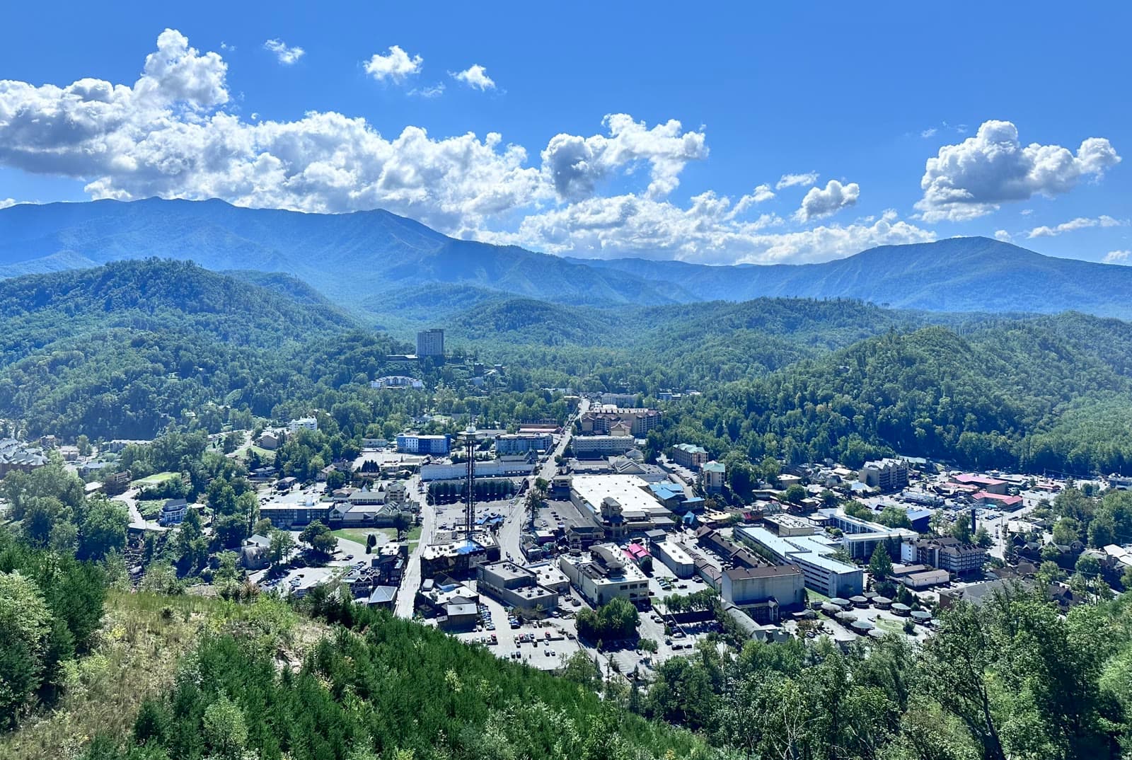 Gatlinburg in its valley below the great smoky mountains: Rockstarr Media is casting new faces in Gatlinburg & Pigeon Forge