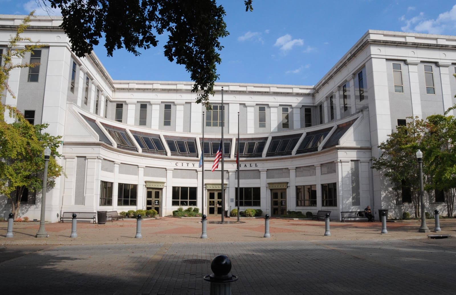 City hall on main street in downtown jackson: Rockstarr Media is casting new faces in Jackson