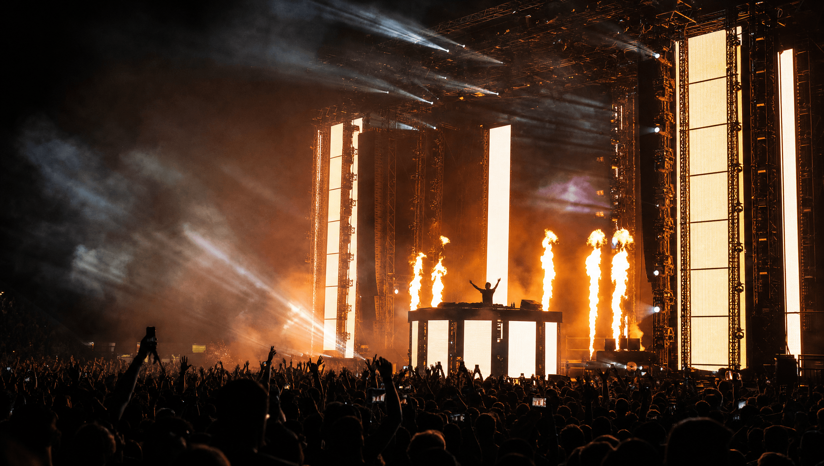 Zedd Pulls From Ten Years of Pop Crossovers in His Sunday kineticFIELD Set at EDC Las Vegas 2026